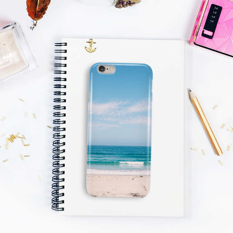 Free iPhone 6s Case Mockup